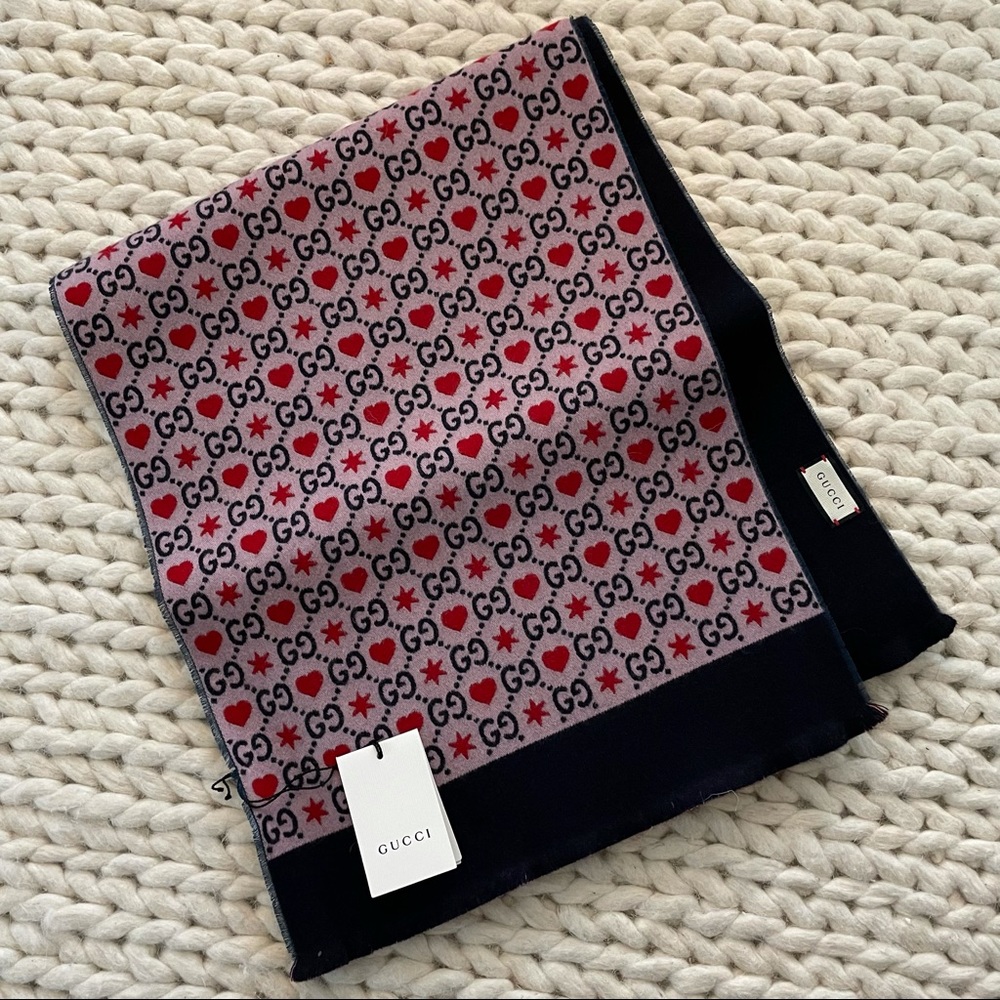 NEW Gucci GG Logo Hearts Stars Wool Scarf 🧣